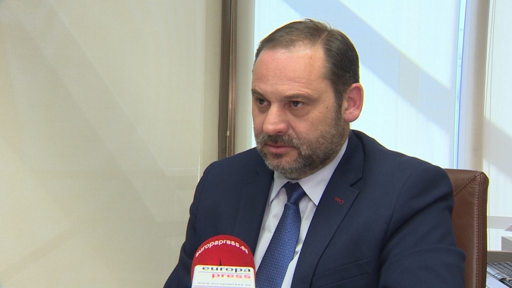 Ábalos (PSOE) valora la gestión de Puig y dice que en 2019 «la aspiración tiene que ser gobernar en solitario»