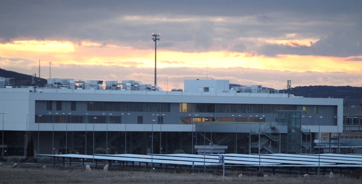 La adjudicatario del aeropuerto de Ciudad Real dice que los retrasos en las transacciones impiden pagos