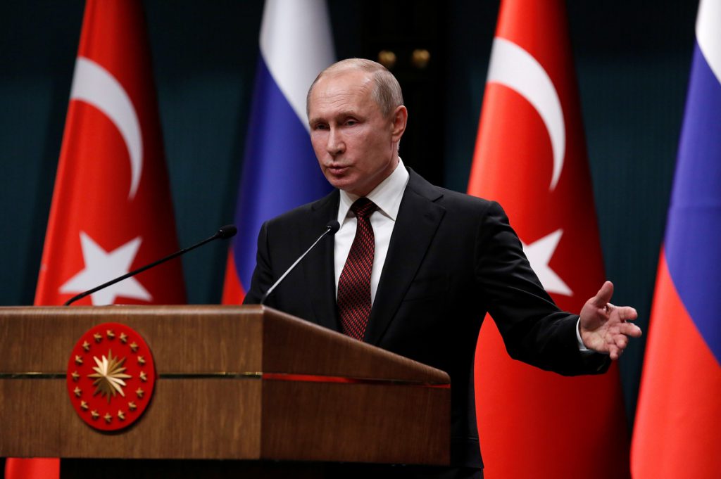 Putin pide ser parte de la investigación del ataque con gas nervioso contra el espía