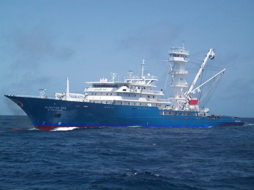 La flota atunera cree que la sostenibilidad del atún tropical pasa por la implicación de la distribución