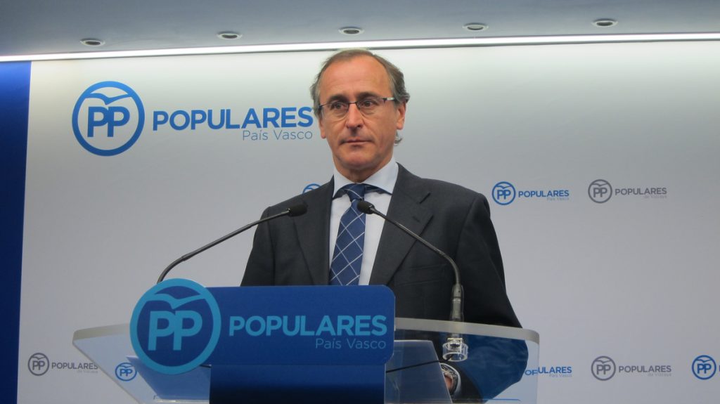Alonso (PP) cree que el tema de Cifuentes «se ha mezclado con ambiciones políticas» y que «el culebrón seguirá»