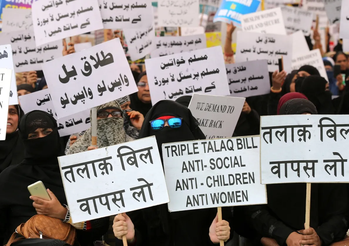 Miles de musulmanas piden retirar la ley india que criminaliza el divorcio exprés