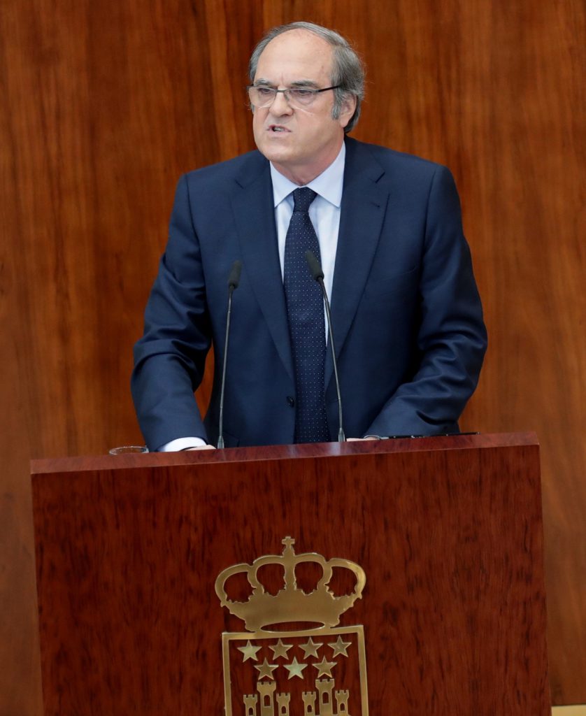 El PSOE-M aprueba la presentación de una moción de censura contra Cifuentes
