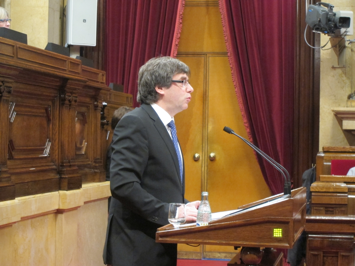 Puigdemont se descarta para presidente y pide que se invista a Jordi Sànchez