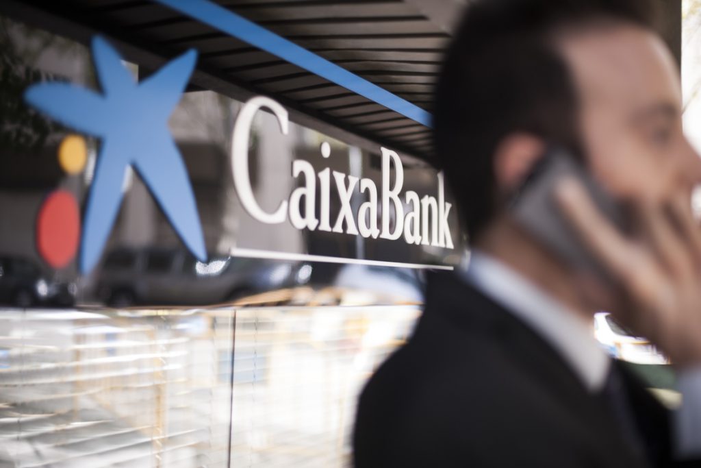 Los accionistas de CaixaBank aprueban distribuir un dividendo de 0,08 euros el próximo 13 de abril