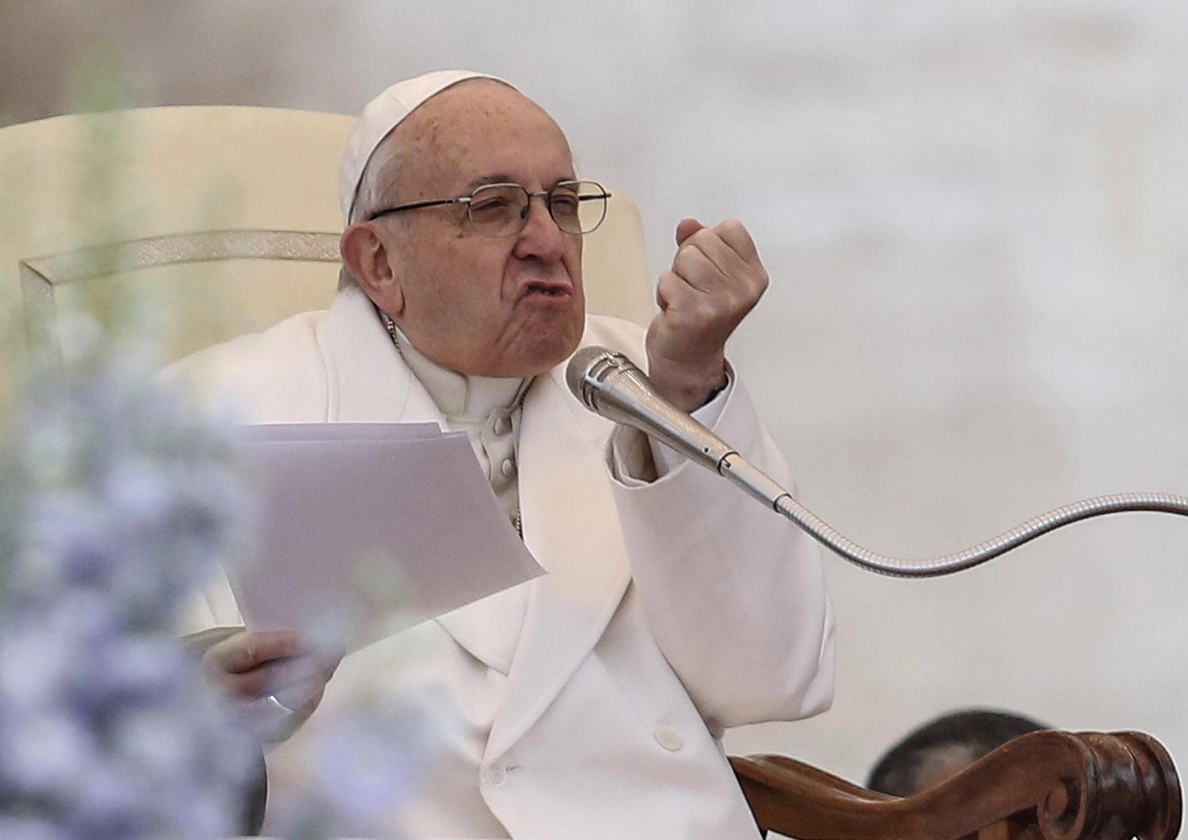 El Papa advierte de que es fácil «entrar en las pandillas de la corrupción»