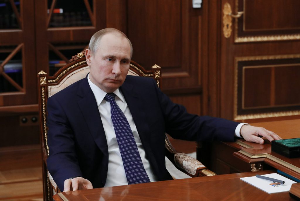 Putin defiende a Asad de las acusaciones del ataque químico contra civiles