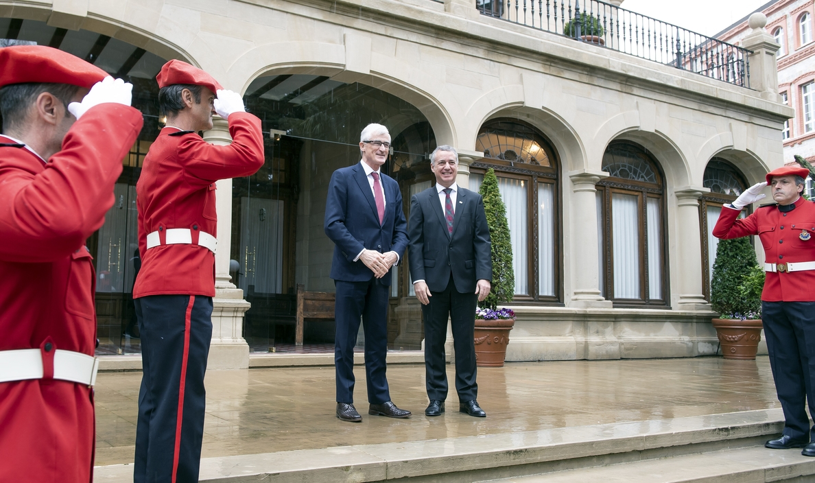 Lehendakari y el presidente de Flandes reclaman «diálogo y una solución política» para Cataluña