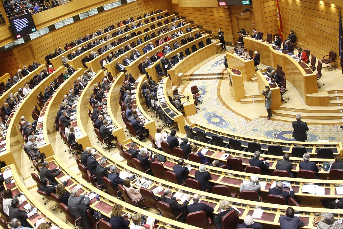 El Senado reclama al Gobierno por unanimidad la bonificación del 75% en los billetes de Baleares y la península