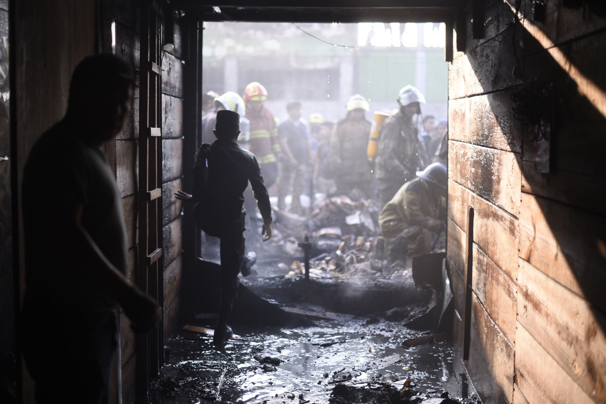 Un juez de Guatemala rechaza el peritaje del incendio en la muerte de 41 niñas