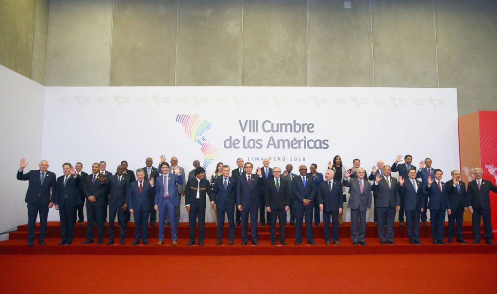 La Cumbre de las Américas aprueba por aclamación el compromiso contra la corrupción
