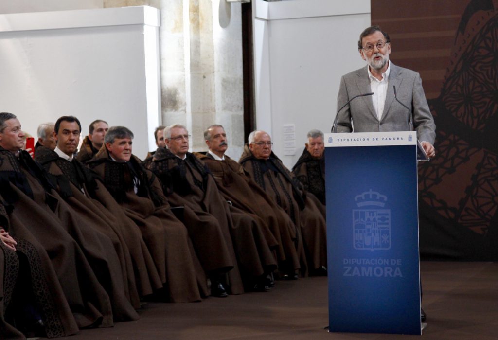 Rajoy anuncia un año más de tarifa plana de autónomos en pequeños municipios