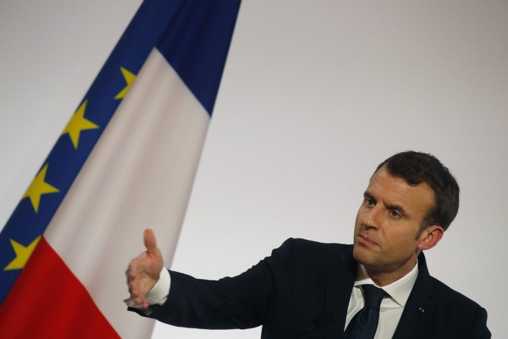 Macron afirma que Francia «no ha declarado la guerra a Siria»