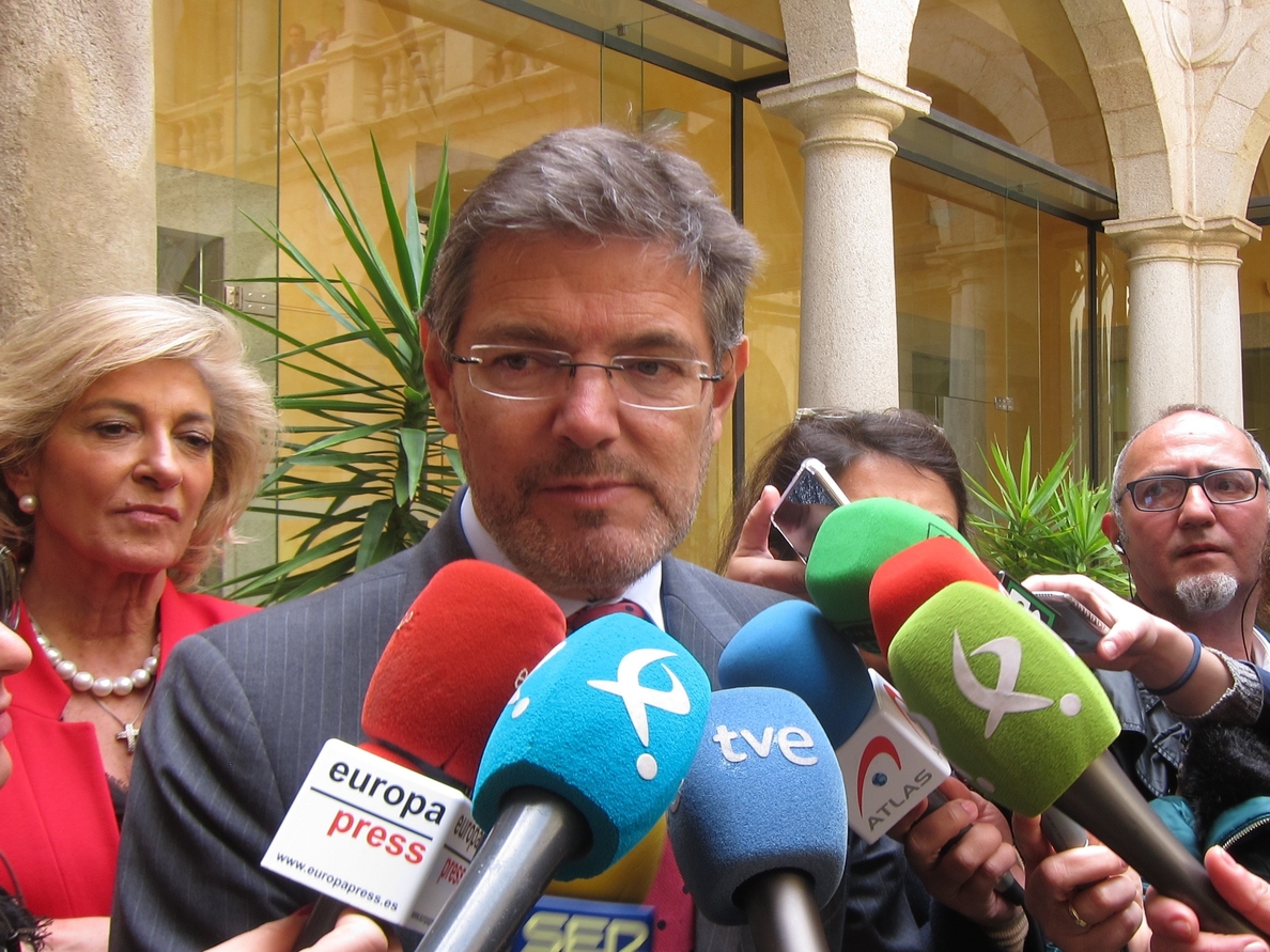 Catalá cree respecto al »caso Alsasua» que los políticos deberían «siempre respetar la actuación de los jueces»