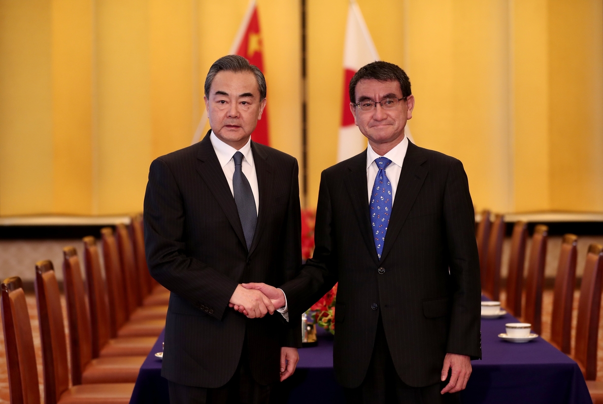 Japón y China mantienen su primer diálogo económico de alto nivel en 8 años
