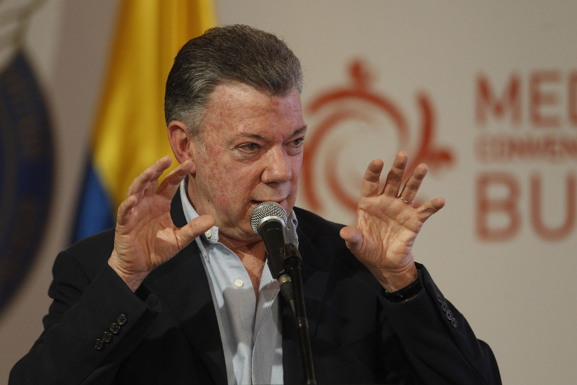 Santos dice que el asesinato de periodistas es «golpe muy duro» a la libertad de prensa