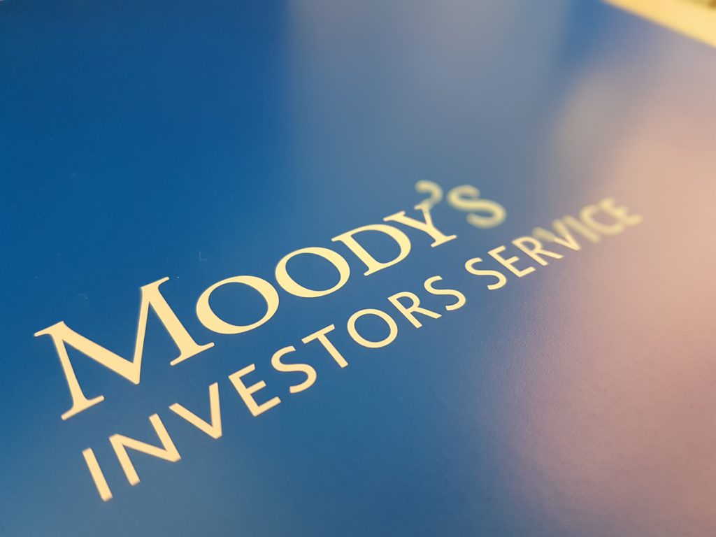 Moody’s revisa al alza el rating de Santander y Bankia y mejora la perspectiva de BBVA y CaixaBank