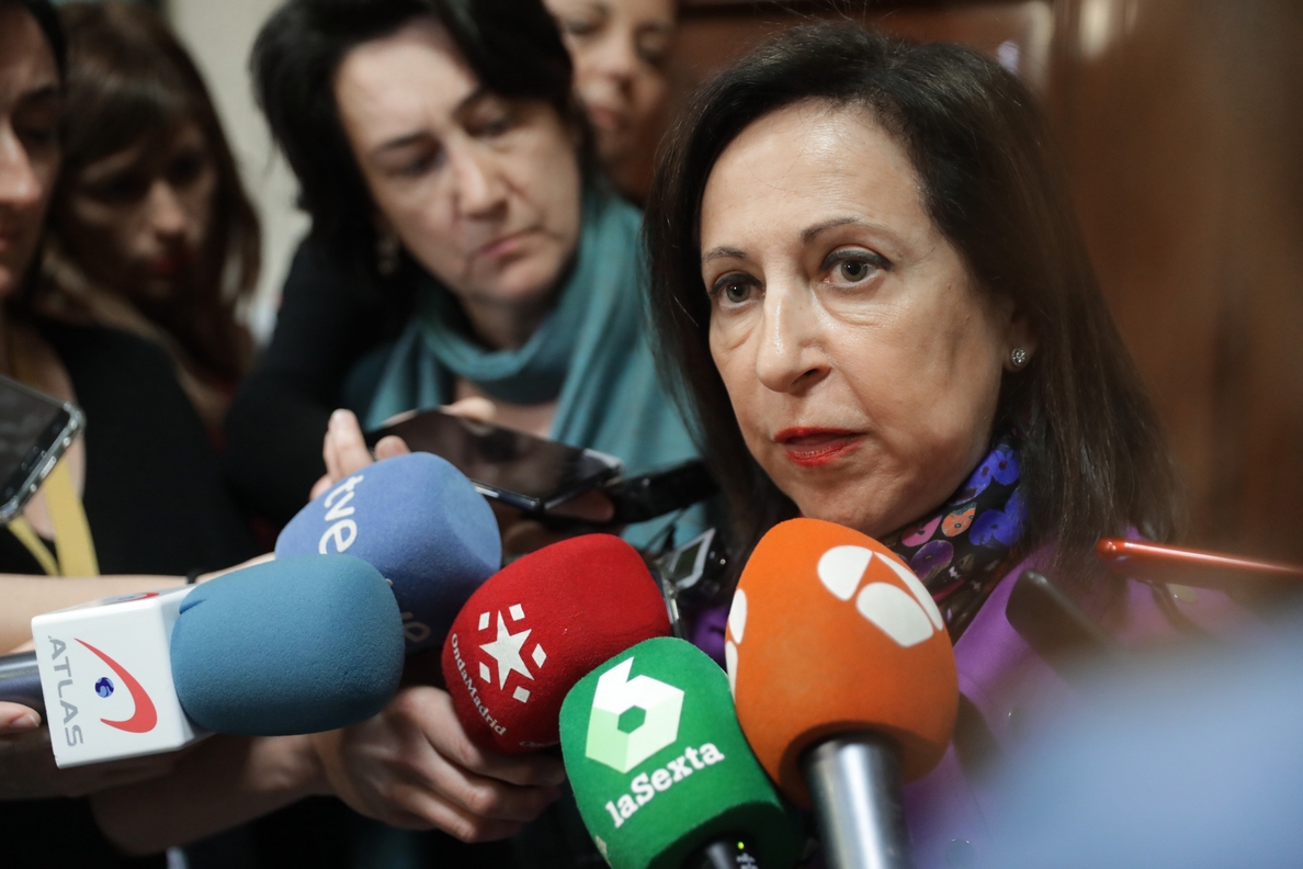 El PSOE cree que ETA ha tardado mucho y le exige que pida perdón a las víctimas