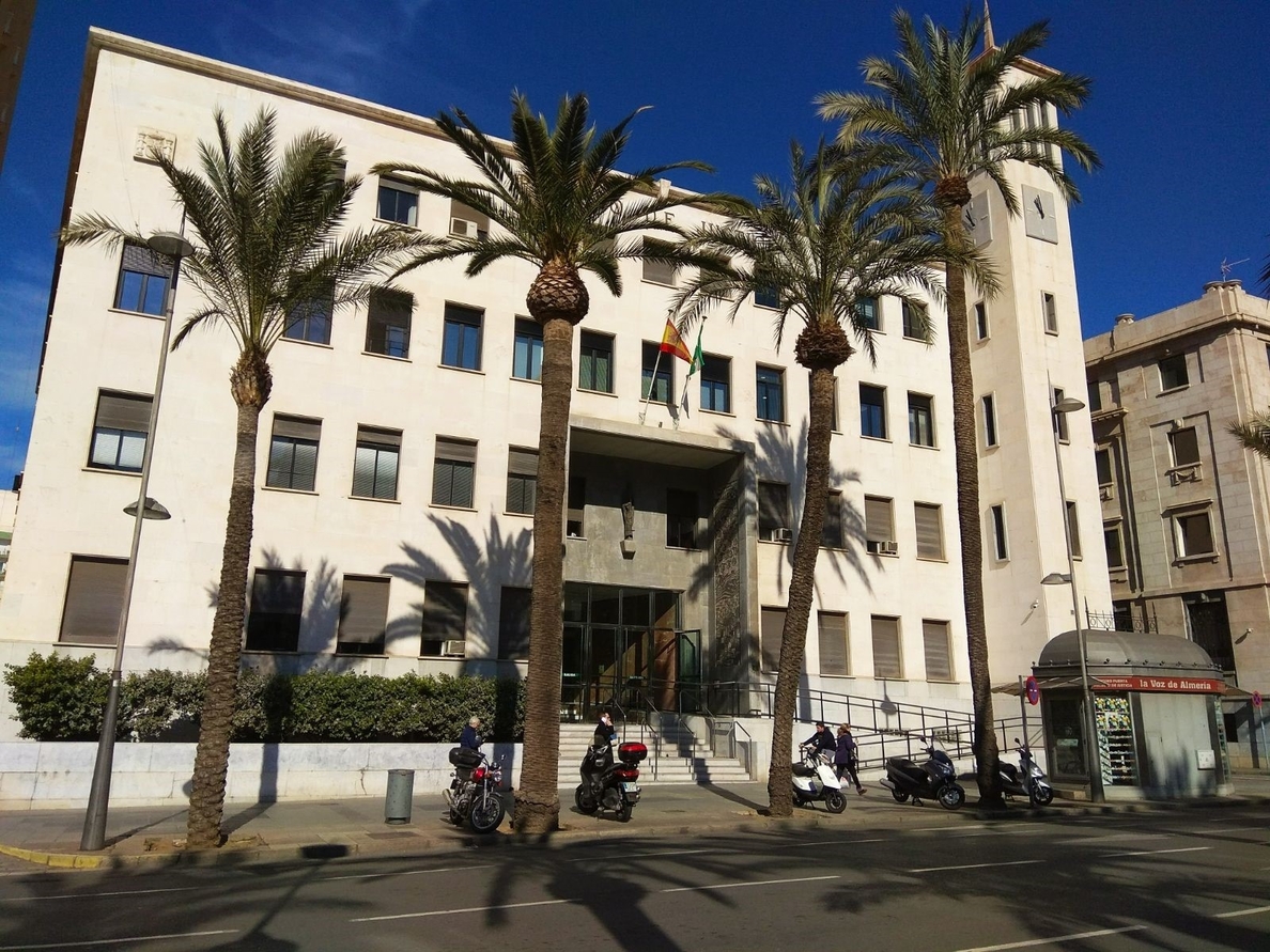 La Fiscalía de Almería pide 15 años a un acusado de raptar a la exnovia de su hermano y violarla durante dos días