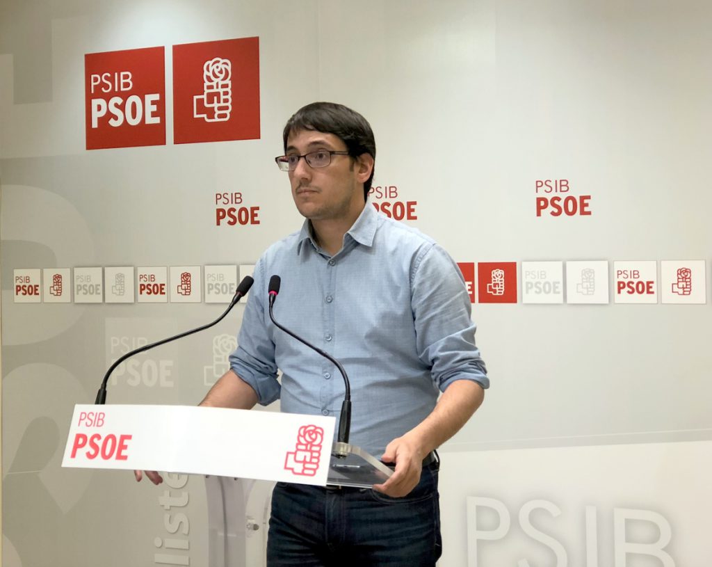 El PSOE balear enmendará los PGE para incluir el descuento de residente del 75% en vuelos a la península