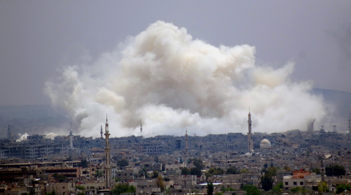 Continúan los bombardeos contra zonas del EI en el sur de Damasco