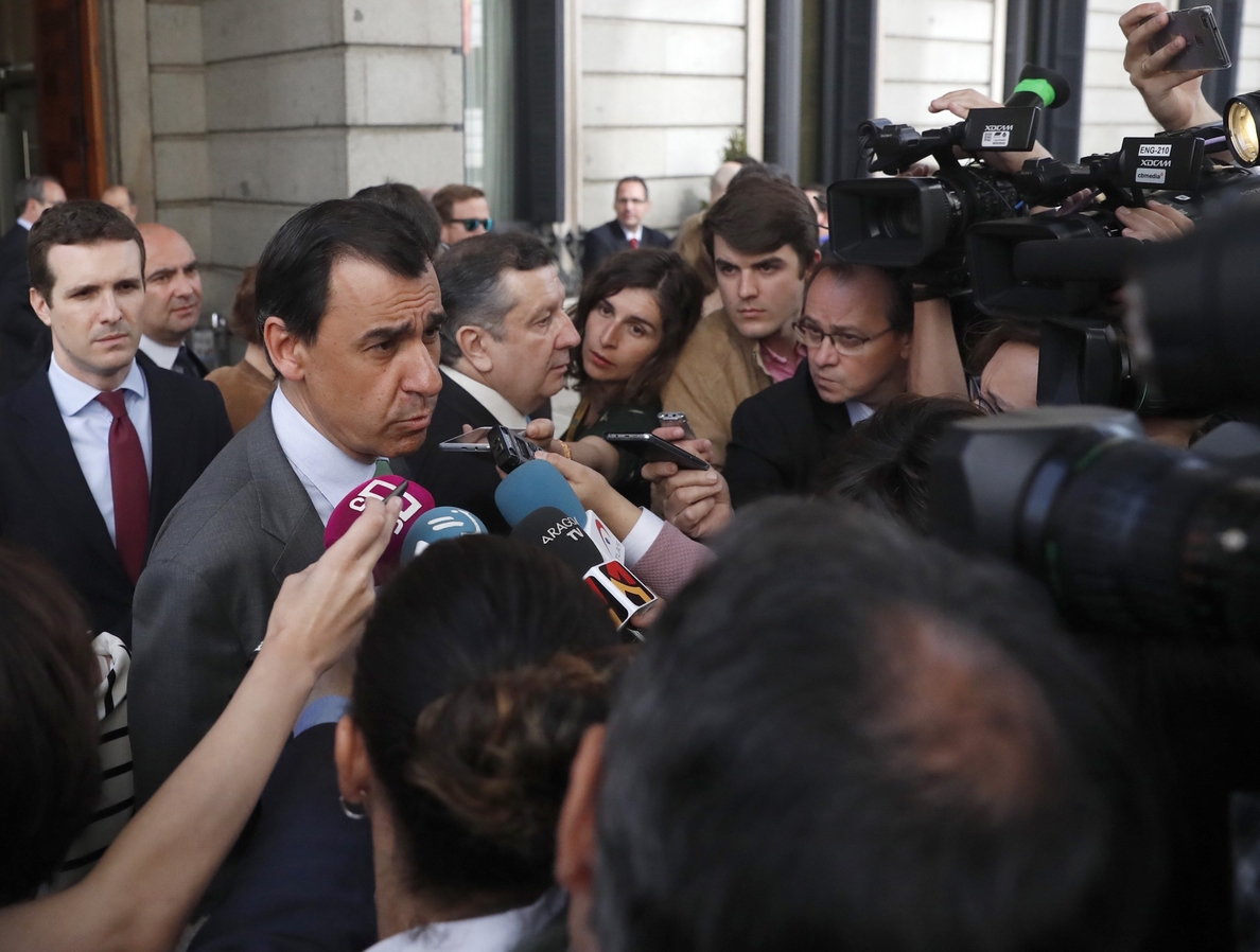 Maíllo dice que el PP se tomará un tiempo para decidir futuro del partido en Madrid