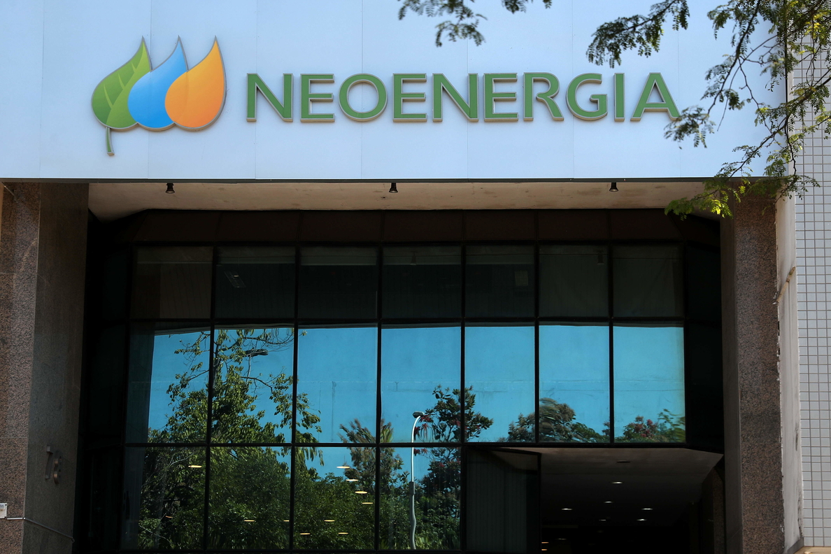 Enel vuelve a subir su oferta por la brasileña Eletropaulo y supera la de Neoenergía