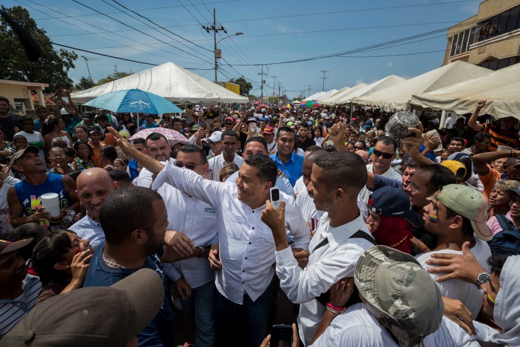 Hieren de bala a un jefe de campaña regional de un candidato presidencial venezolano