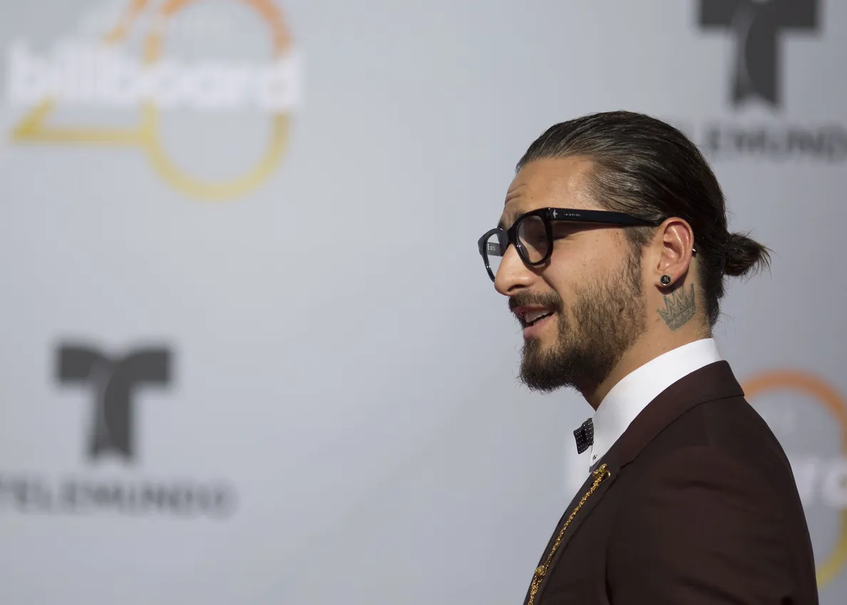 El fenómeno «Despacito» se corona en los premios Billboard latinos