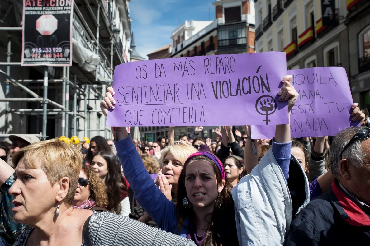 Carta de 2.000 psicólogos ante La Manada: el bloqueo es normal ante el pánico