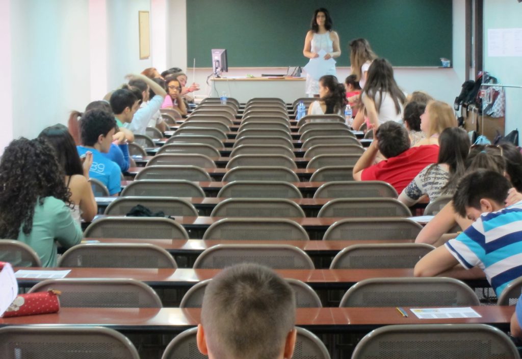 CCOO critica pruebas como PISA por provocar «estrés» en el alumnado en un mes escolar «sensible» como mayo