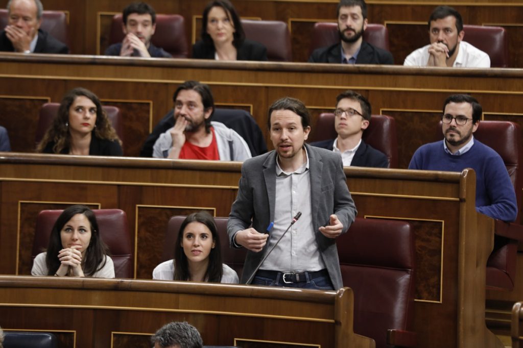 Pablo Iglesias pide a Sánchez que estudie la entrada de Podemos en el Gobierno si gana la moción de censura