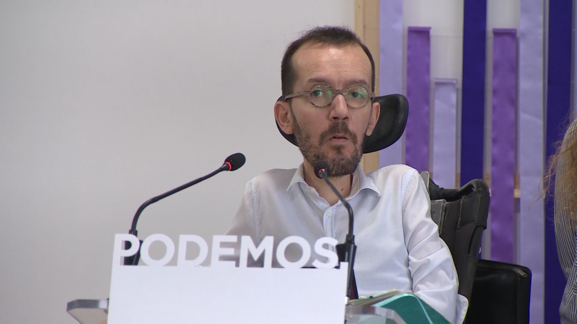 Echenique avisa al PSOE de que no apoyarán un techo de gasto que «implemente los criterios de austeridad de la »Troika»»