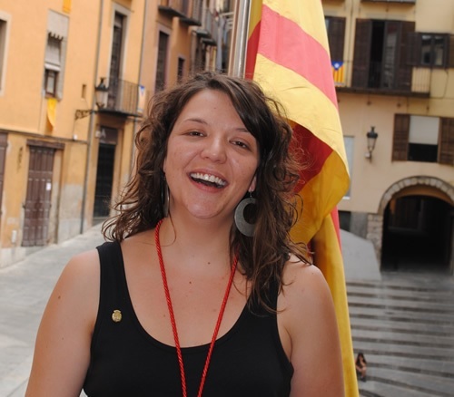 La alcaldesa de Berga (Barcelona) decidirá en los próximos días si recurre su inhabilitación por no retirar la estelada