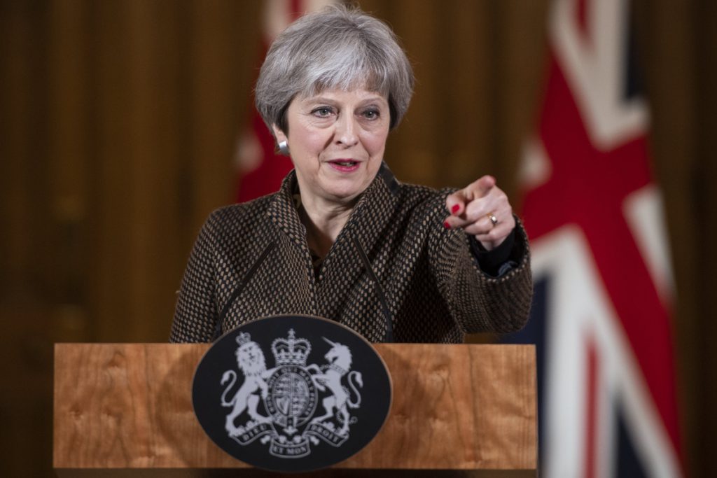 Theresa May recibe una nueva dimisión: Boris Johnson, ministro de Exteriores, se va