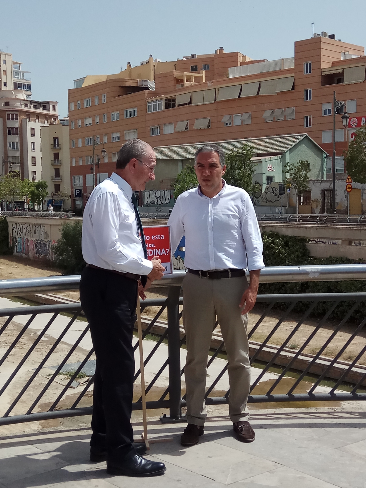 Alcalde de Málaga vive con normalidad que tenga opiniones distintas sobre los candidatos