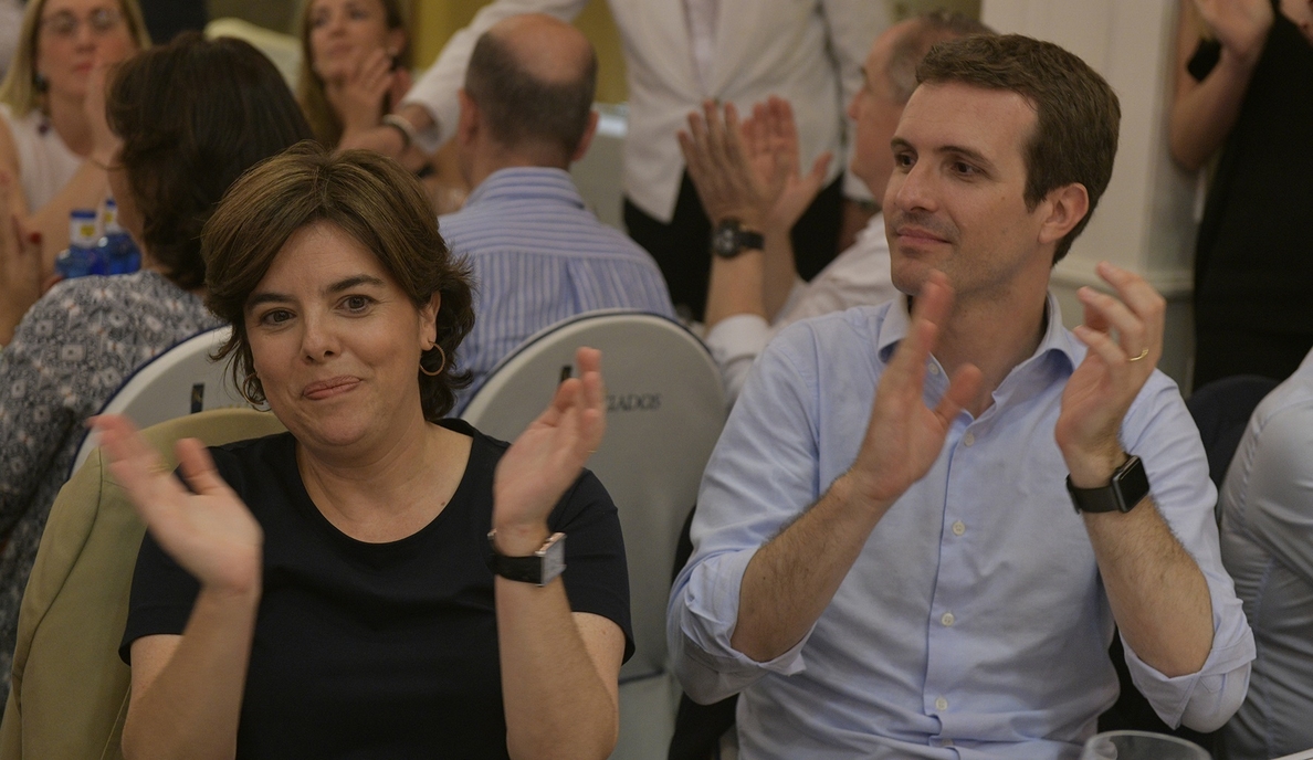 Santamaría y Casado se reúnen en »Génova» a tres días del congreso que elegirá al sucesor de Rajoy