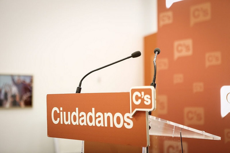 Ciudadanos endurece sus críticas al Gobierno de Sánchez denunciando en una campaña sus «hipotecas, mentiras y cacicadas»
