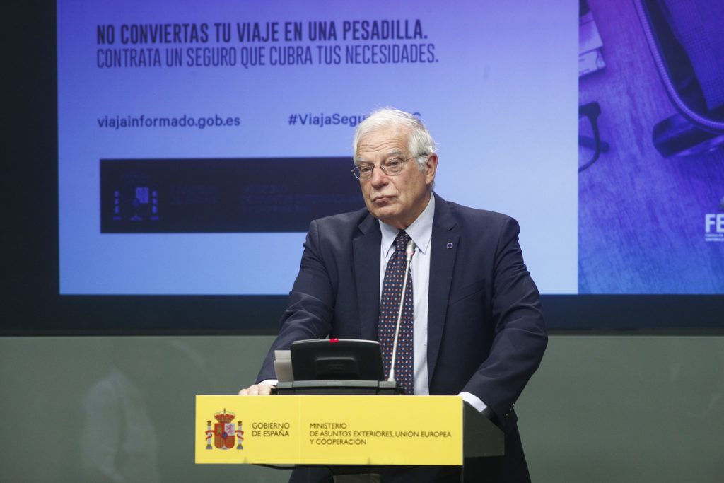 Exteriores envía documentación a los cónsules en Barcelona «para que conozcan la realidad» frente al discurso de Torra