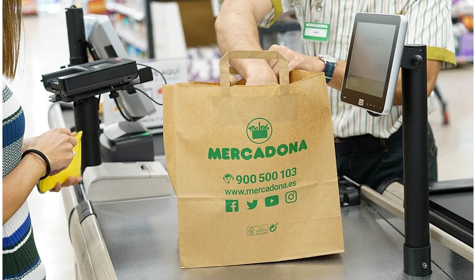 Mercadona prevé sustituir todas las bolsas de plástico en sus supermercados a lo largo de 2019