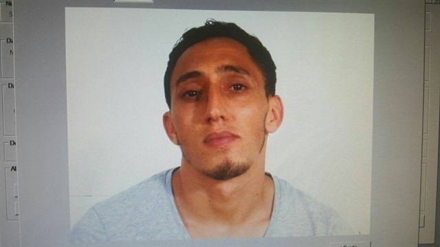 Amenazas machistas de uno de los terroristas de Barcelona a su novia:» «Te juro que te arranco las orejas con alicates»