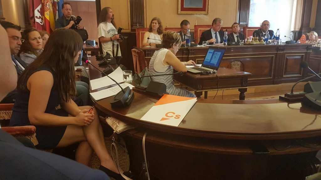 Cs da 24 horas al PP para destituir a un concejal de León antes de decidir si apoya la moción contra el alcalde