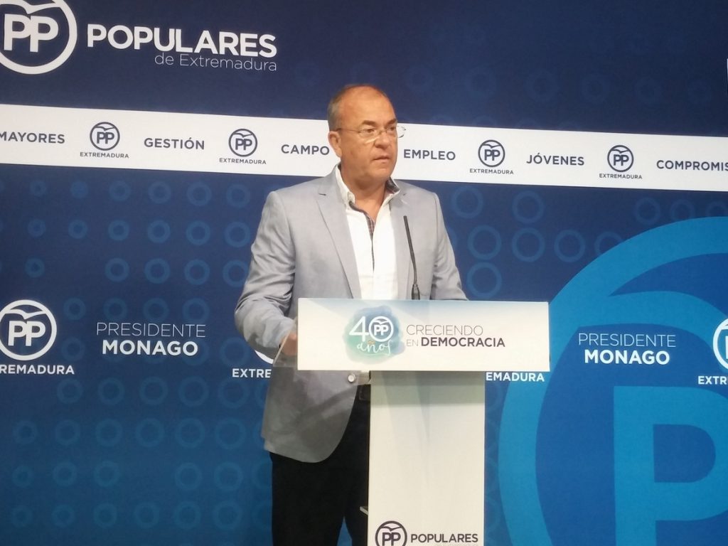 Monago lamenta el «silencio» del Gobierno mientras ‘Santi Potros’ está «de copas» por el País Vasco»