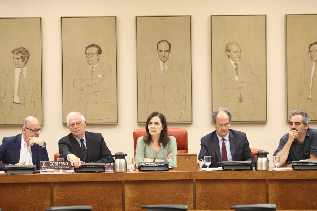 Borrell mantiene el premio periodístico ‘Palacio de Viana’, criticado por el independentismo