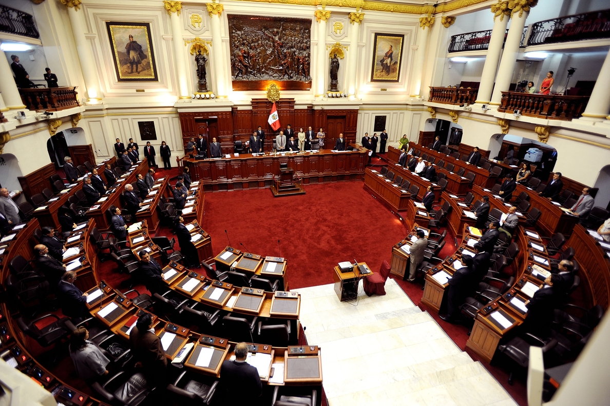 El Congreso de Perú aprueba el proyecto de reforma del Consejo Nacional de la Magistratura