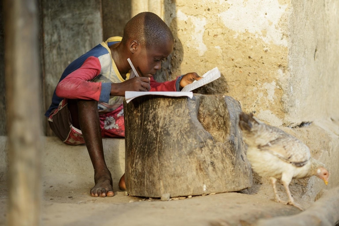 104 millones de niños no tienen derecho a una educación por las guerras o los desastres naturales
