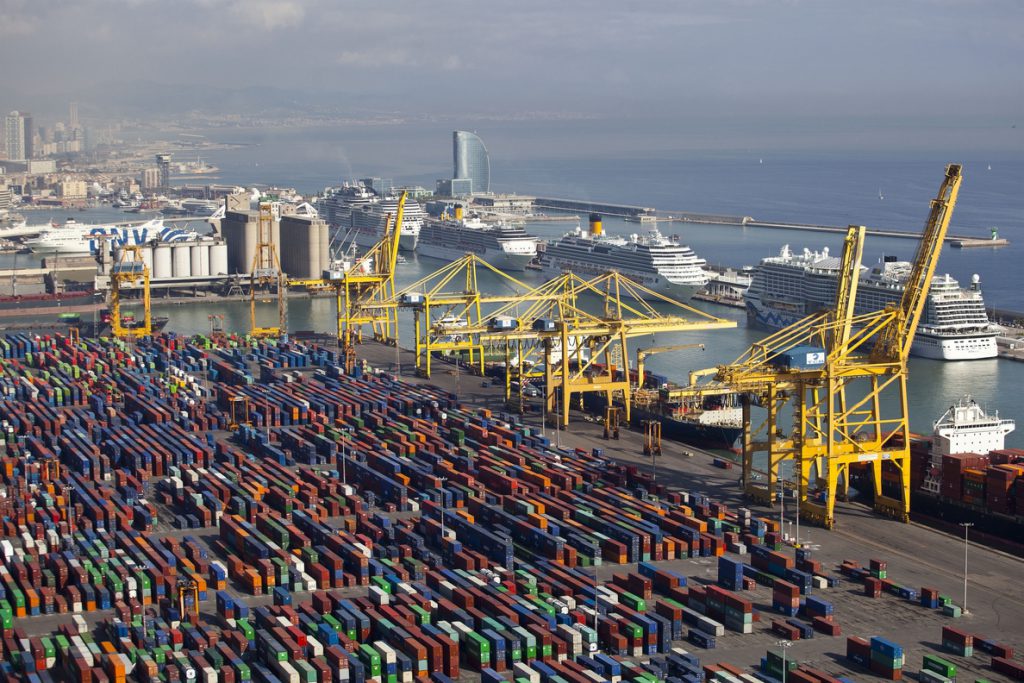 El Puerto de Barcelona opera con normalidad pese a sufrir un ciberataque