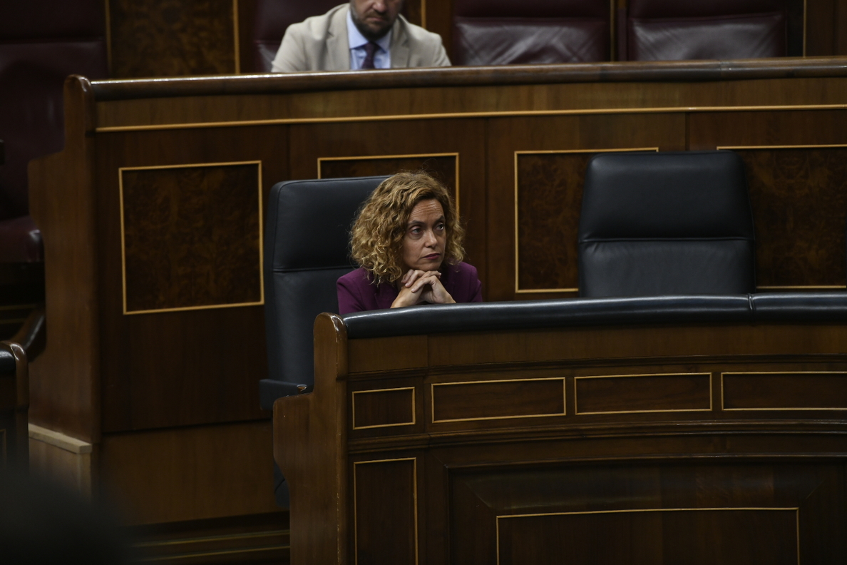Batet advierte al lehendakari Urkullu que el estatuto vasco no puede estar al mismo nivel que la Constitución