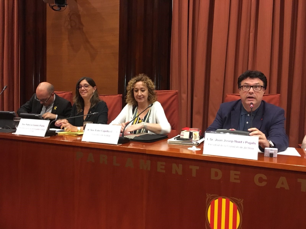 Consejera catalana dice que «no está en juego» la estabilidad del Govern y no prevé elecciones inmediatas