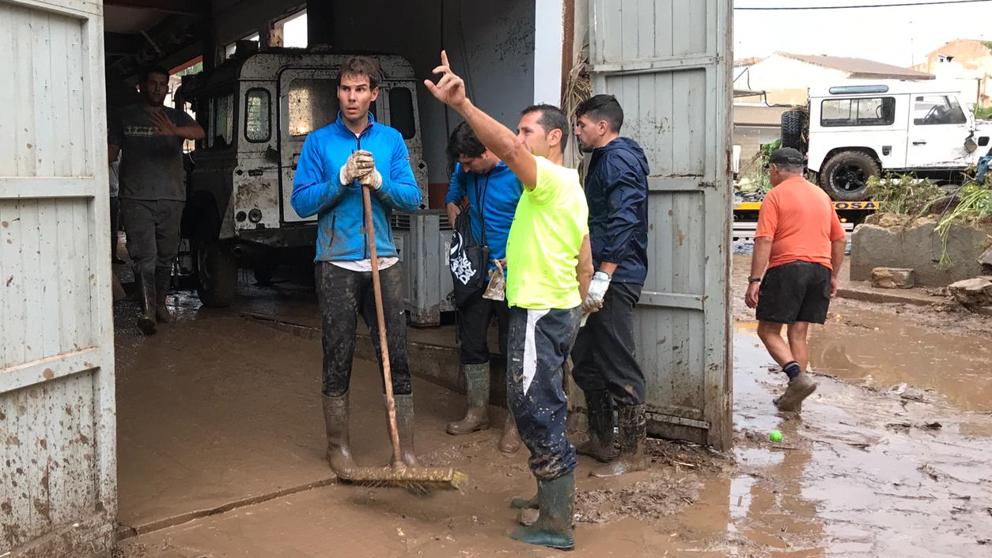 Rafa Nadal, número 1 de la solidaridad en las inundaciones de Mallorca se convierte en Trending Topic por su gesto